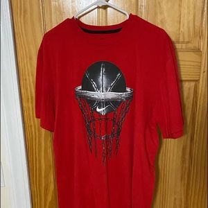 Nike mens shirt (size XL)